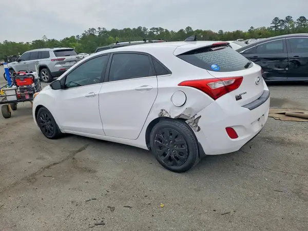KMHD35LHXGU269502 2016 HYUNDAI ELANTRA - Image 2