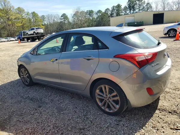 KMHD35LHXGU269774 2016 HYUNDAI ELANTRA - Image 2