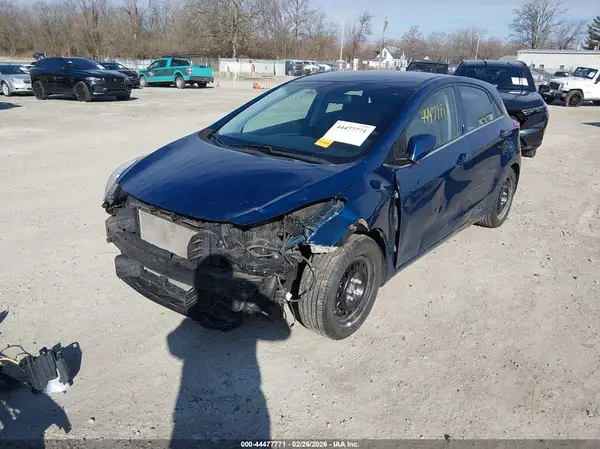 KMHD35LHXGU272416 2016 HYUNDAI ELANTRA - Image 2