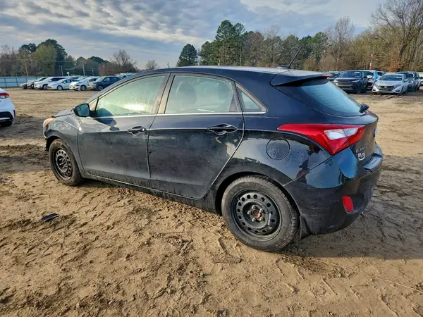 KMHD35LHXGU276739 2016 HYUNDAI ELANTRA - Image 2