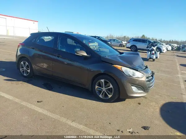 KMHD35LHXGU279446 2016 HYUNDAI ELANTRA - Image 1