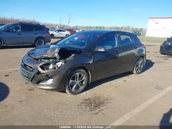 KMHD35LHXGU279446 2016 HYUNDAI ELANTRA - Image 2