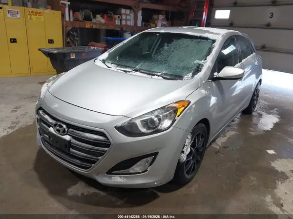 KMHD35LHXGU279978 2016 HYUNDAI ELANTRA - Image 2