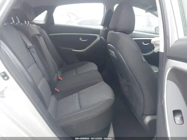 KMHD35LHXGU279995 2016 HYUNDAI ELANTRA - Image 8