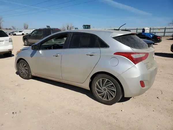 KMHD35LHXGU284551 2016 HYUNDAI ELANTRA - Image 2