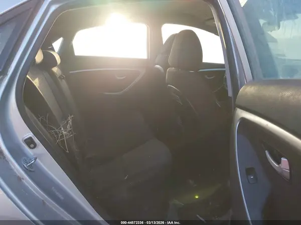 KMHD35LHXGU284839 2016 HYUNDAI ELANTRA - Image 8