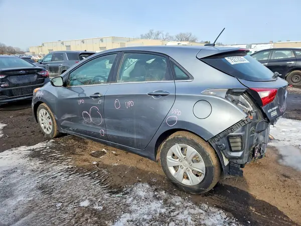 KMHD35LHXGU286719 2016 HYUNDAI ELANTRA - Image 2