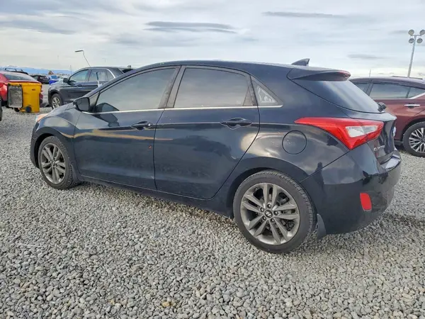 KMHD35LHXGU296070 2016 HYUNDAI ELANTRA - Image 2