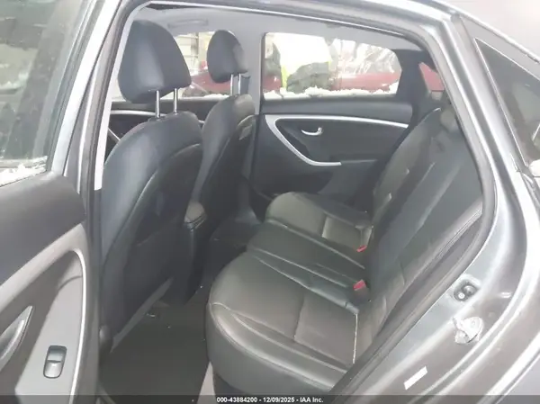 KMHD35LHXGU296263 2016 HYUNDAI ELANTRA - Image 8
