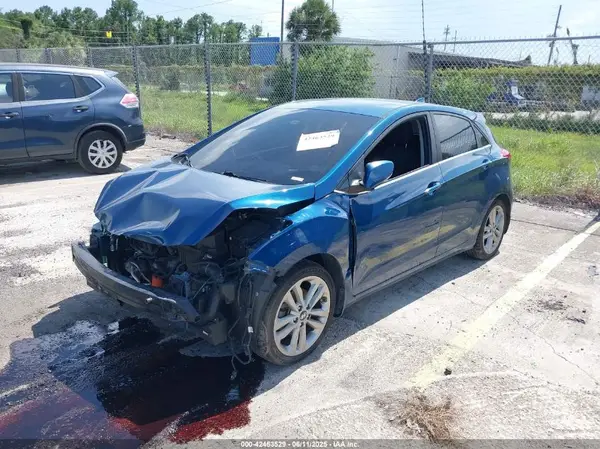 KMHD35LHXGU304149 2016 HYUNDAI ELANTRA - Image 2