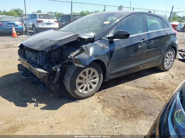 KMHD35LHXGU304524 2016 HYUNDAI ELANTRA - Image 2