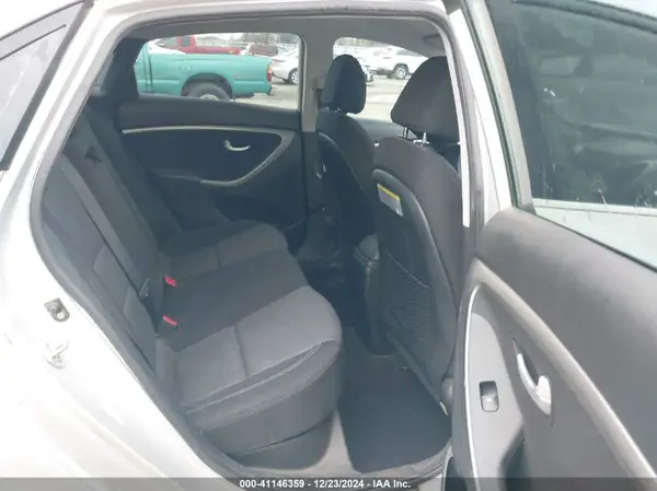 KMHD35LHXGU317208 2016 HYUNDAI ELANTRA - Image 8