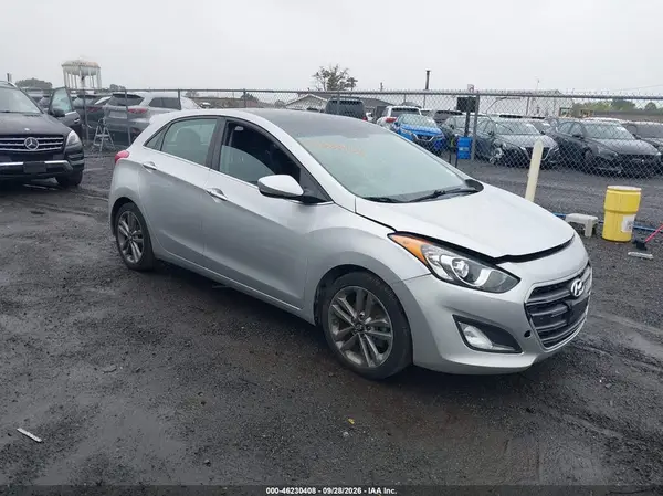 KMHD35LHXGU318231 2016 HYUNDAI ELANTRA - Image 1