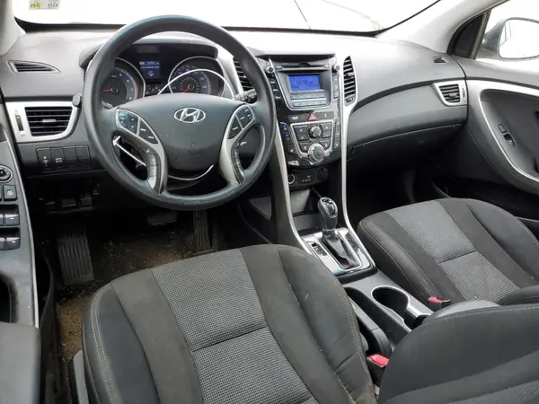 KMHD35LHXGU318830 2016 HYUNDAI ELANTRA - Image 8