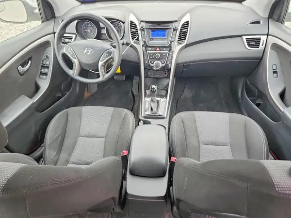 KMHD35LHXGU319430 2016 HYUNDAI ELANTRA - Image 8
