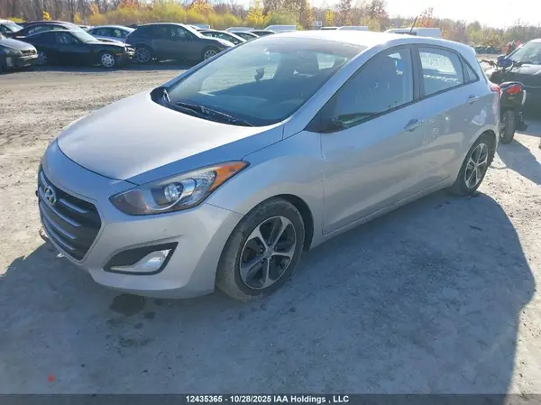 KMHD35LHXGU320030 2016 HYUNDAI ELANTRA - Image 2