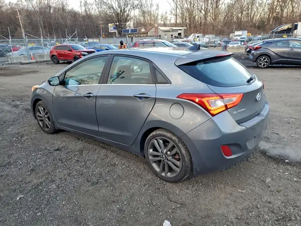 KMHD35LHXGU321663 2016 HYUNDAI ELANTRA - Image 2