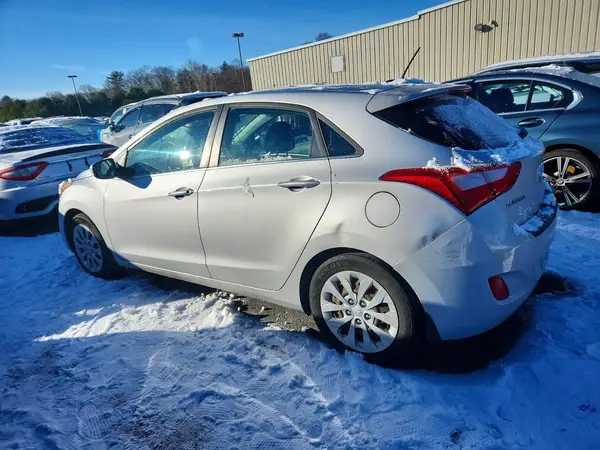 KMHD35LHXGU327396 2016 HYUNDAI ELANTRA - Image 2