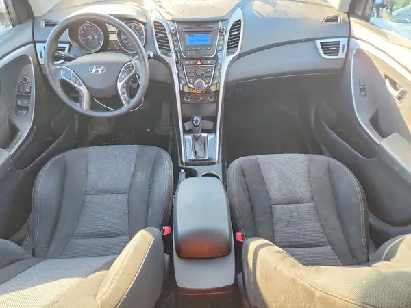 KMHD35LHXGU327396 2016 HYUNDAI ELANTRA - Image 8