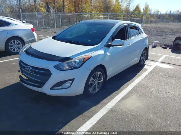 KMHD35LHXGU329472 2016 HYUNDAI ELANTRA - Image 2