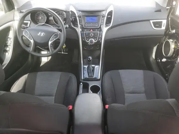 KMHD35LHXGU332050 2016 HYUNDAI ELANTRA - Image 8