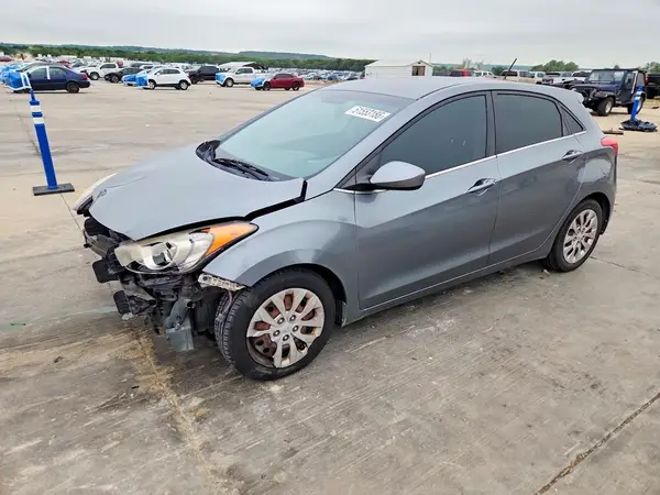 KMHD35LHXGU340827 2016 HYUNDAI ELANTRA - Image 1