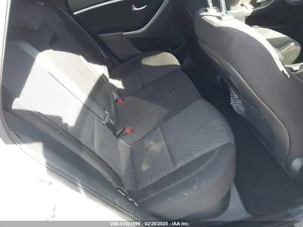 KMHD35LHXGU341542 2016 HYUNDAI ELANTRA - Image 8