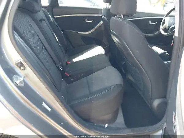 KMHD35LHXGU341623 2016 HYUNDAI ELANTRA - Image 8