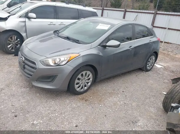 KMHD35LHXGU341640 2016 HYUNDAI ELANTRA - Image 2