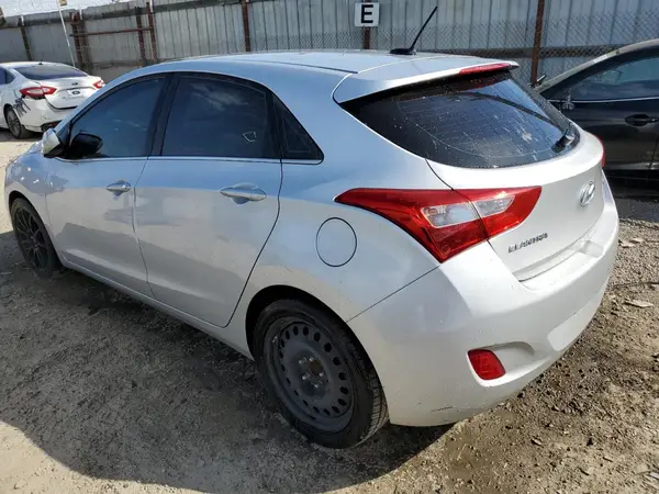 KMHD35LHXHU350534 2017 HYUNDAI ELANTRA - Image 2