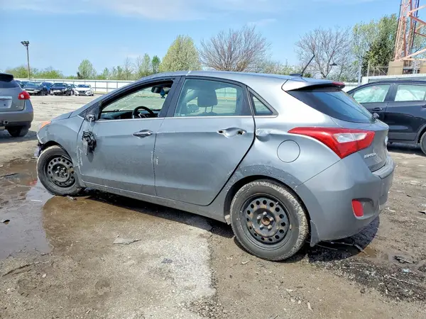 KMHD35LHXHU355099 2017 HYUNDAI ELANTRA - Image 2