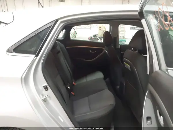 KMHD35LHXHU359864 2017 HYUNDAI ELANTRA - Image 8