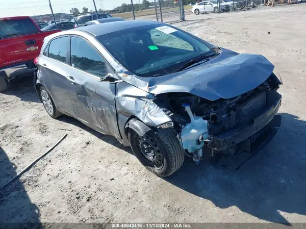 KMHD35LHXHU367446 2017 HYUNDAI ELANTRA - Image 1