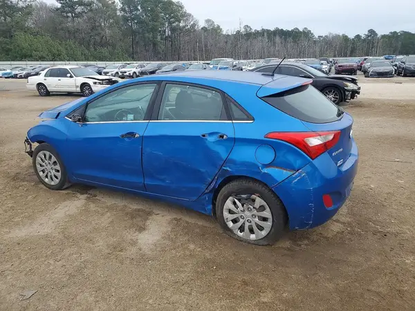 KMHD35LHXHU373649 2017 HYUNDAI ELANTRA - Image 2