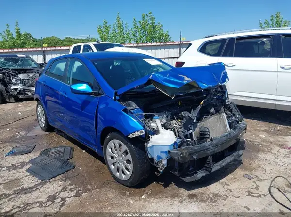 KMHD35LHXHU375532 2017 HYUNDAI ELANTRA - Image 1
