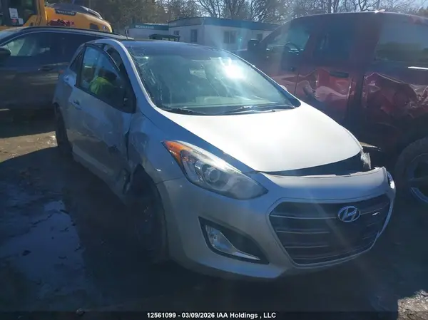 KMHD35LHXHU380438 2017 HYUNDAI ELANTRA - Image 1
