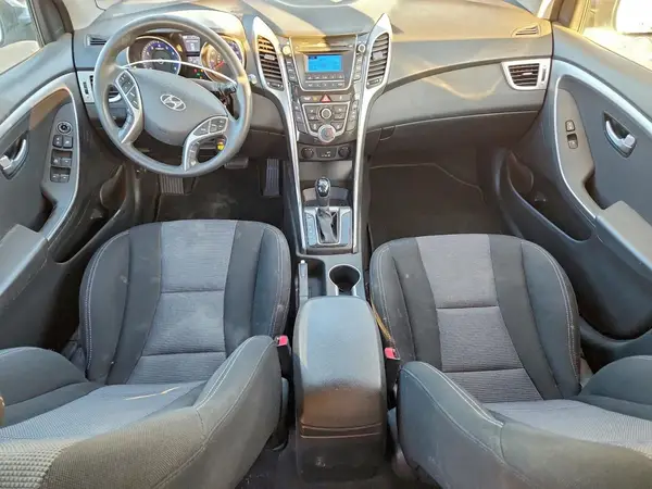 KMHD35LHXHU381380 2017 HYUNDAI ELANTRA - Image 8
