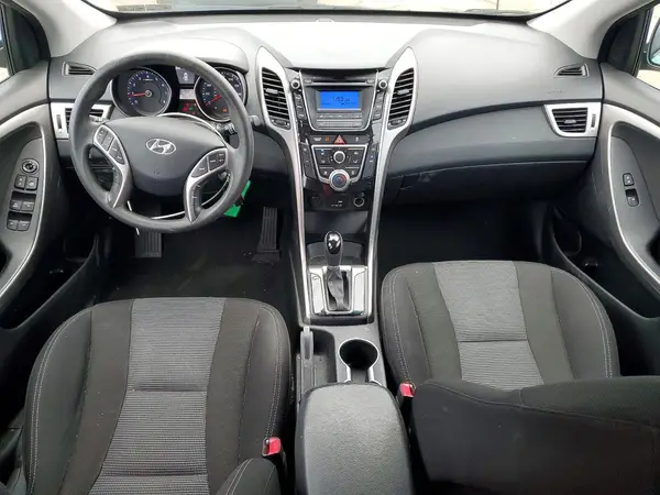 KMHD35LHXHU381864 2017 HYUNDAI ELANTRA - Image 8