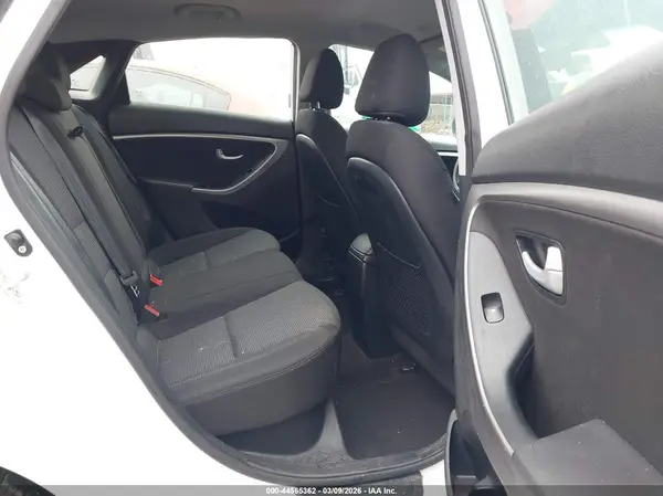 KMHD35LHXHU381976 2017 HYUNDAI ELANTRA - Image 8