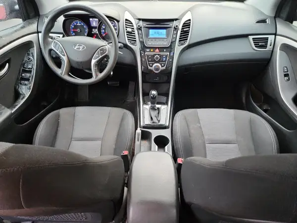 KMHD35LHXHU382464 2017 HYUNDAI ELANTRA - Image 8