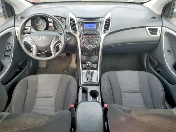 KMHD35LHXHU382920 2017 HYUNDAI ELANTRA - Image 8