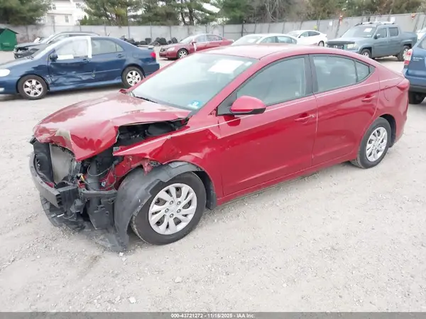 KMHD74LF0HU090738 2017 HYUNDAI ELANTRA - Image 2