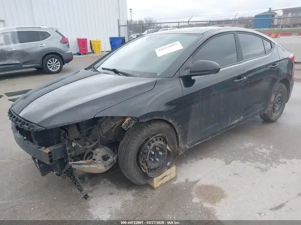 KMHD74LF0HU091064 2017 HYUNDAI ELANTRA - Image 2