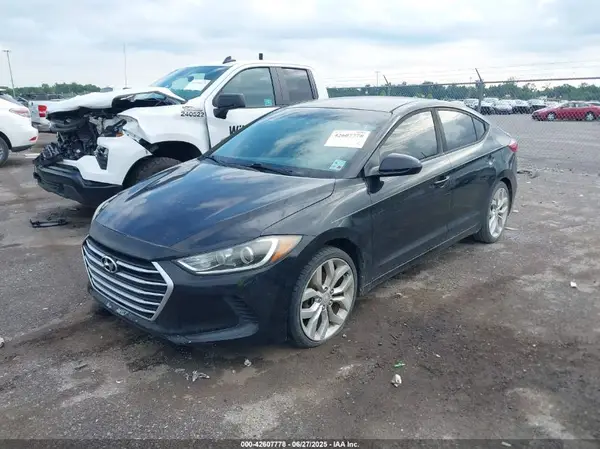 KMHD74LF0HU096894 2017 HYUNDAI ELANTRA - Image 2