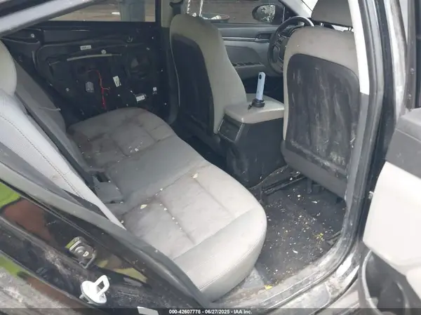 KMHD74LF0HU096894 2017 HYUNDAI ELANTRA - Image 8