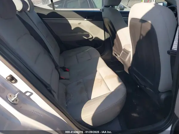 KMHD74LF0HU099357 2017 HYUNDAI ELANTRA - Image 8