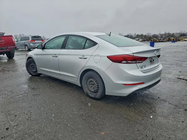 KMHD74LF0HU110518 2017 HYUNDAI ELANTRA - Image 2