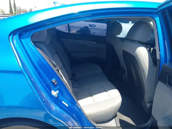 KMHD74LF0HU112236 2017 HYUNDAI ELANTRA - Image 8