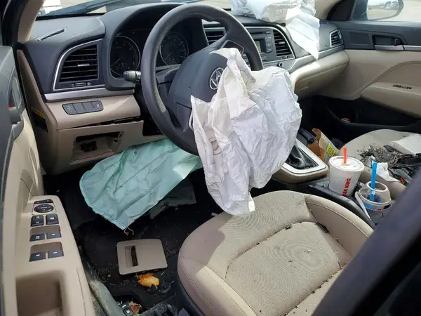 KMHD74LF0HU114987 2017 HYUNDAI ELANTRA - Image 8