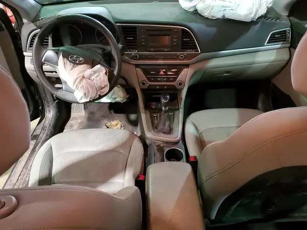 KMHD74LF0HU122863 2017 HYUNDAI ELANTRA - Image 8